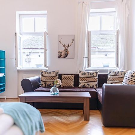 Amazing 2Br City Stay, Wiener Stadthalle Ngoại thất bức ảnh